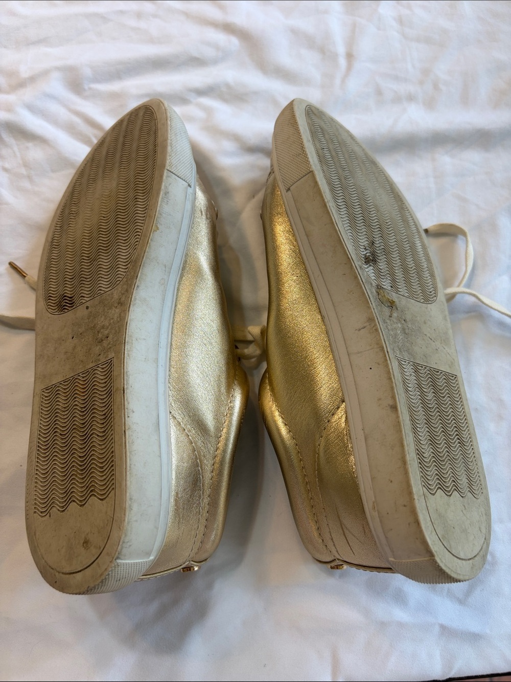 Lilly Pulitzer Metallic Gold Low-Top Sneakers - Picture 8 of 8